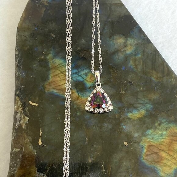 Sterling Silver 925 Trillion Cut Mystic Quartz Pendant Necklace 18" Rope Chain - Picture 7 of 16